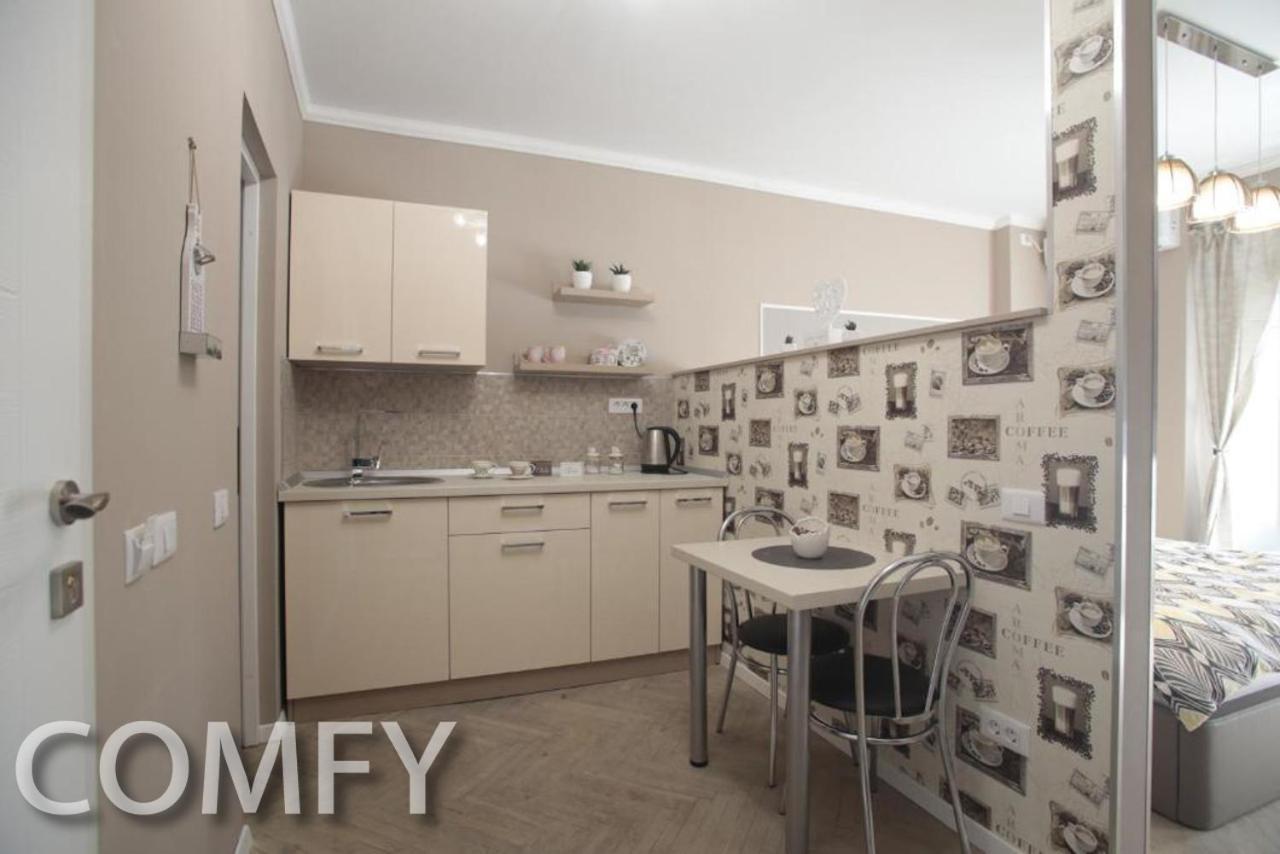 Live Bucharest Apartment Bagian luar foto