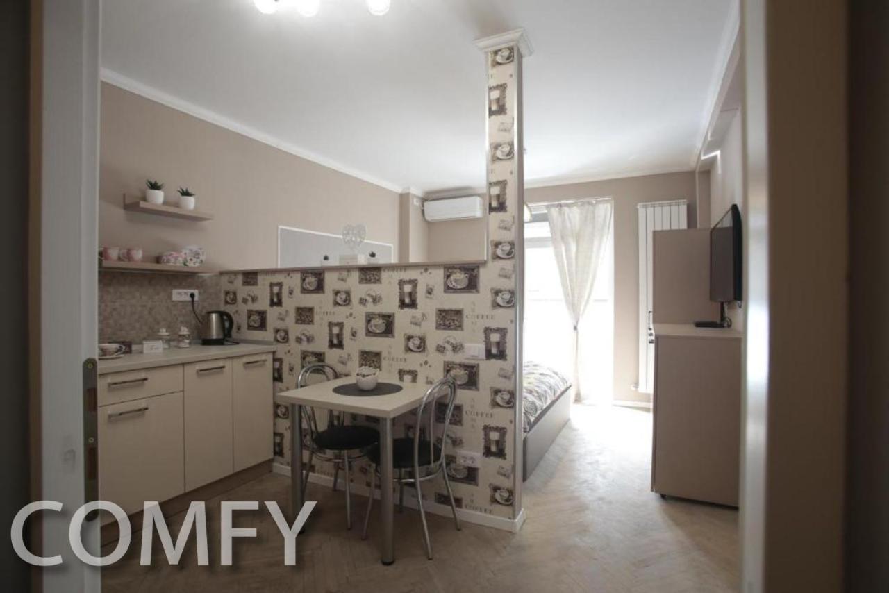 Live Bucharest Apartment Bagian luar foto