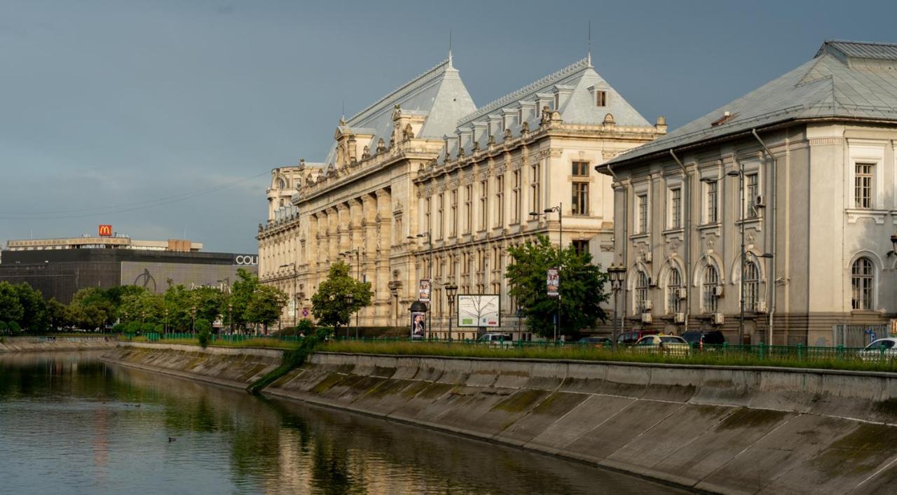 Live Bucharest Apartment Bagian luar foto