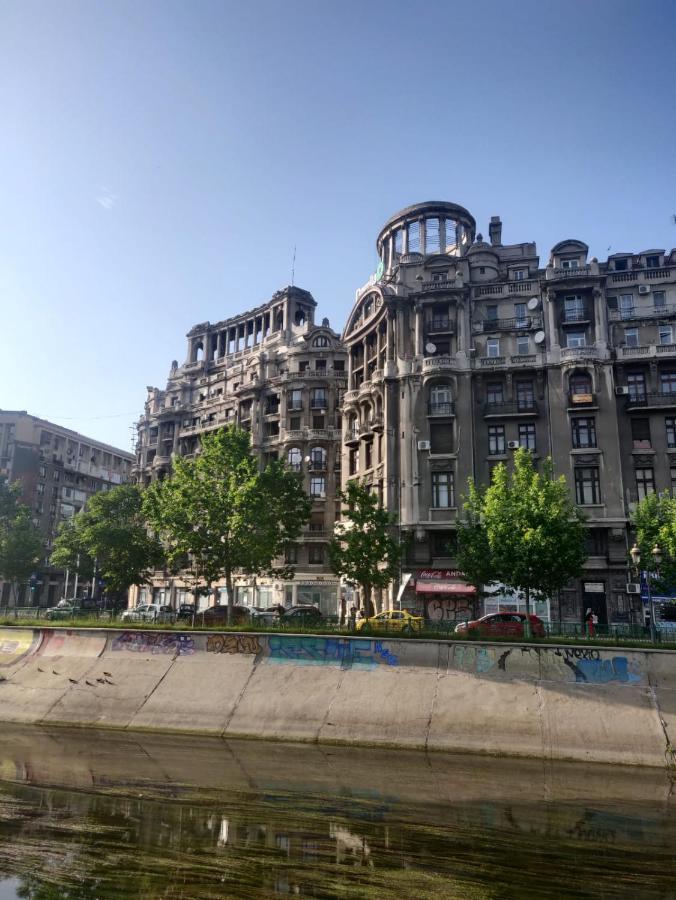 Live Bucharest Apartment Bagian luar foto